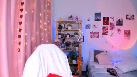 Jenny Piper online show from 02/23/25, 07:00