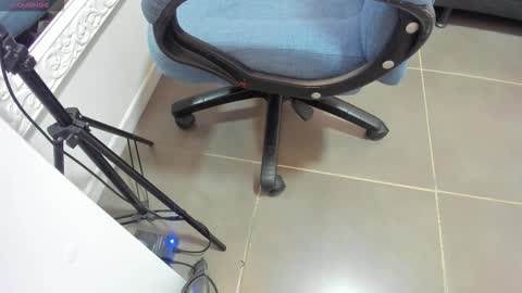 jenny_stark online show from 11/06/25, 11:22