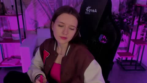 Jenny NO Nude online show from 12/21/24, 03:03