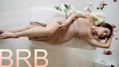 Jenny NO Nude online show from 09/28/25, 02:55