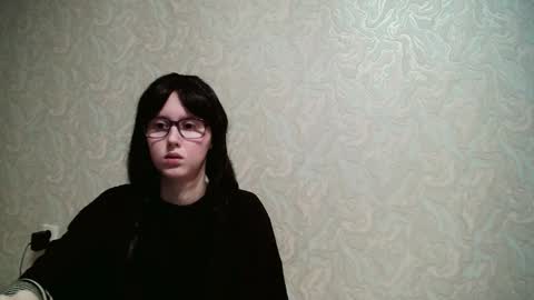 Snapshot of jennyolset chatting on 10/18/25, 02:07 JennyOlset online show from 10/18/25, 02:07