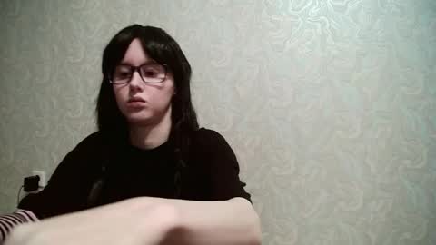 Snapshot of jennyolset chatting on 12/14/25, 09:25 JennyOlset online show from 12/14/25, 09:25