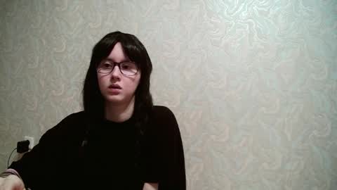 Snapshot of jennyolset chatting on 12/15/25, 02:27 JennyOlset online show from 12/15/25, 02:27