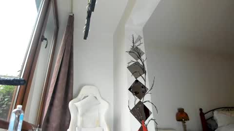 infamous blondiechloe.             Jennyjennywildd online show from 10/15/25, 02:17