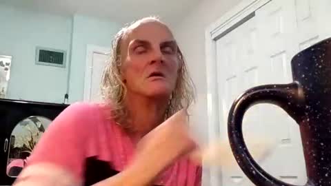 Snapshot of jennywomacks chatting on 07/07/26, 03:09 jennywomacks online show from 07/07/26, 03:09
