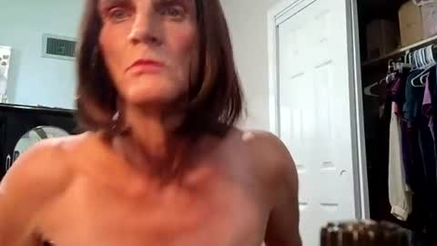 Snapshot of jennywomacks chatting on 07/13/26, 12:46 jennywomacks online show from 07/13/26, 12:46