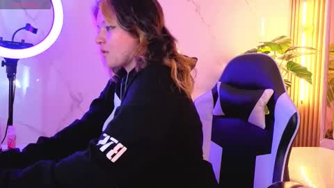 Jeonmei tp    2130- 600 online show from 02/24/26, 01:53