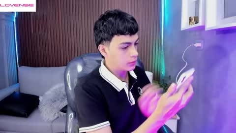 Snapshot of jeremias_1 chatting on 05/05/26, 12:02 JEREMIAS online show from 05/05/26, 12:02