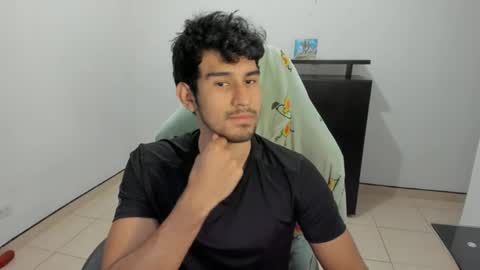 jeremy_colton_hot online show from 04/20/26, 06:49