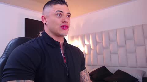 Jeremy lane online show from 11/16/25, 03:39