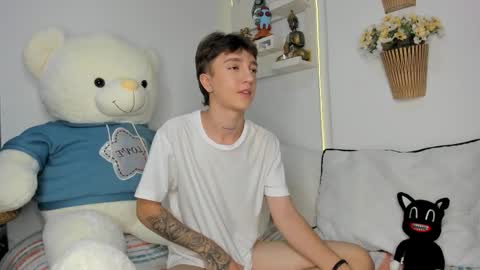 jero independent model online show from 02/20/26, 12:05