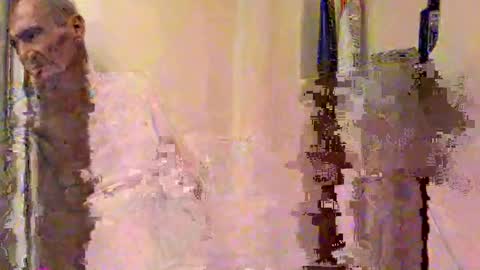 jeremybert83 online show from 11/11/25, 08:20