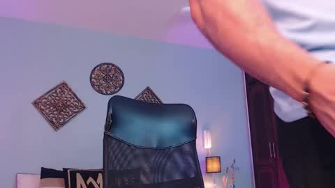 Jeremy Lowe online show from 01/21/25, 01:11