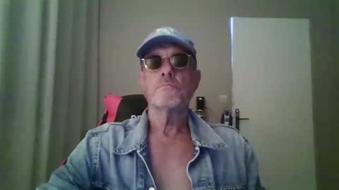 jerflor online show from 11/17/25, 12:22