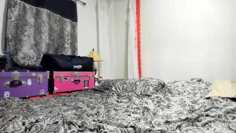 Jeri Lynn online show from 10/05/25, 11:02