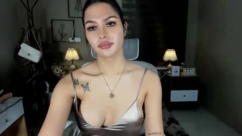 Snapshot of jerkingjenaxxx chatting on 02/11/25, 09:25 JENA online show from 02/11/25, 09:25