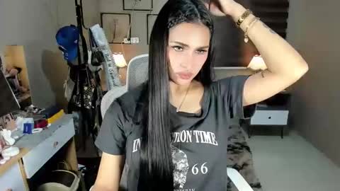 Snapshot of jerkingjenaxxx chatting on 09/19/25, 07:14 JENA online show from 09/19/25, 07:14