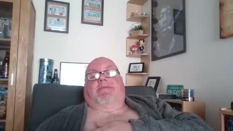 Snapshot of jerseyhammer01 chatting on 04/29/26, 07:34 Harry online show from 04/29/26, 07:34