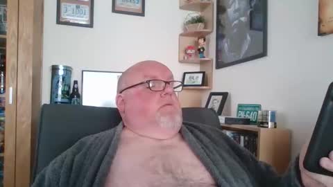 Snapshot of jerseyhammer01 chatting on 05/01/26, 07:57 Harry online show from 05/01/26, 07:57