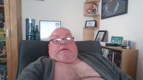 Snapshot of jerseyhammer01 chatting on 05/10/26, 10:31 Harry online show from 05/10/26, 10:31