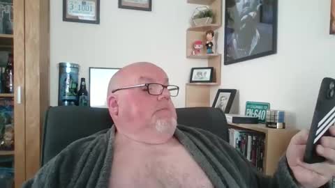 Snapshot of jerseyhammer01 chatting on 05/24/26, 10:20 Harry online show from 05/24/26, 10:20