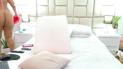 JESICA online show from 02/15/26, 12:36