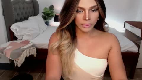 jesie_hot69 online show from 01/14/25, 06:02