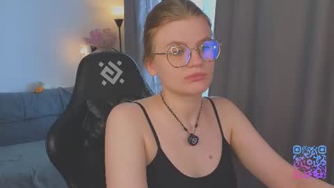  JessieVibes online show from 06/21/26, 02:08
