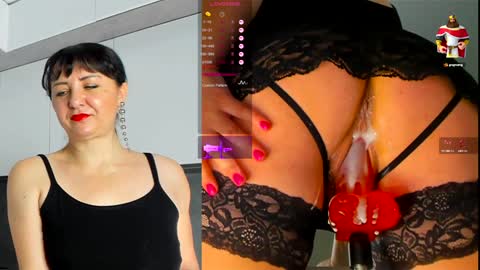 Snapshot of jess_benz chatting on 01/24/25, 06:03  Jessica  online show from 01/24/25, 06:03