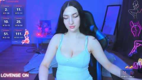  hello my name is Hanna  online show from 12/11/24, 07:46