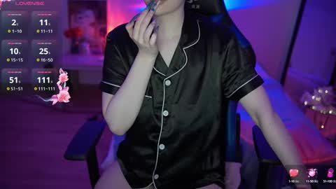  hello my name is Hanna  online show from 03/01/25, 07:08