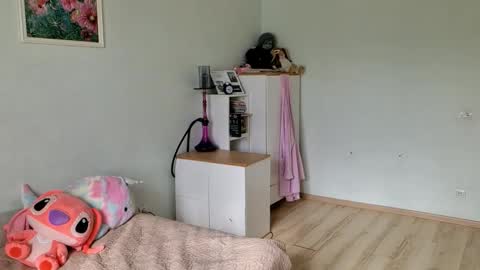 Jessica but u can call me Jessa online show from 10/17/25, 08:17