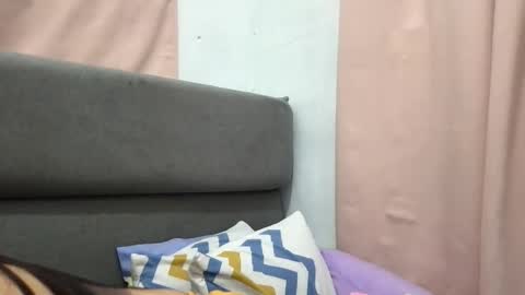 Snapshot of jessalicious_143 chatting on 02/06/25, 02:48 Jessa online show from 02/06/25, 02:48