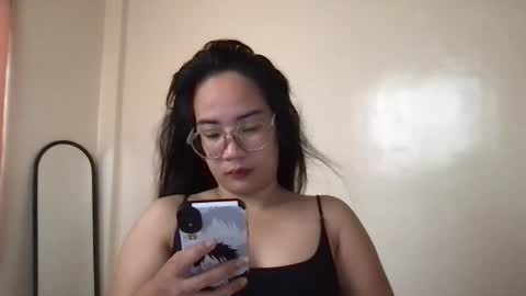 Snapshot of jessalicious_143 chatting on 10/15/25, 02:55 Jessa online show from 10/15/25, 02:55