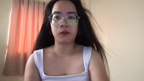 Snapshot of jessalicious_143 chatting on 10/22/25, 01:06 Jessa online show from 10/22/25, 01:06
