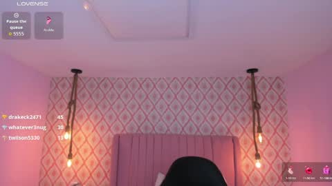  J E S S I  online show from 04/09/26, 06:19