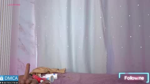 Jessi online show from 10/31/25, 03:24