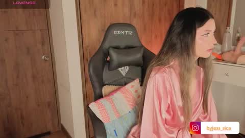 Snapshot of jessica__04 chatting on 03/17/26, 01:54 jessica__04 online show from 03/17/26, 01:54