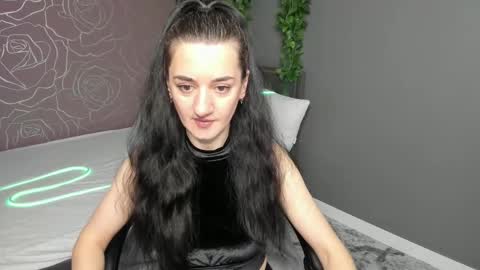 Jessica online show from 12/25/24, 08:40