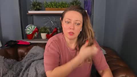 Jessica online show from 03/10/25, 12:04