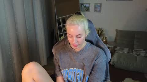 Snapshot of jessica_hanson chatting on 01/20/25, 06:53 Jessy online show from 01/20/25, 06:53