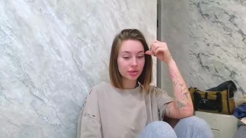 Jessy online show from 11/17/25, 01:33