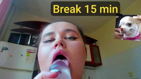 Natalia online show from 11/14/25, 06:45