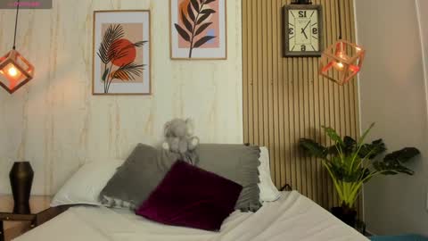 Jessica Pethersson  online show from 12/10/24, 11:54