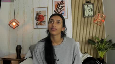 Jessica Pethersson  online show from 12/14/24, 11:50