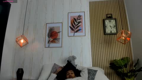 Jessica Pethersson  online show from 12/29/24, 11:40