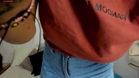 Jessica Pethersson  online show from 01/05/25, 06:13