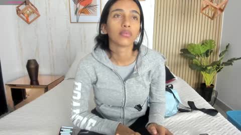 Jessica Pethersson  online show from 01/08/25, 11:54