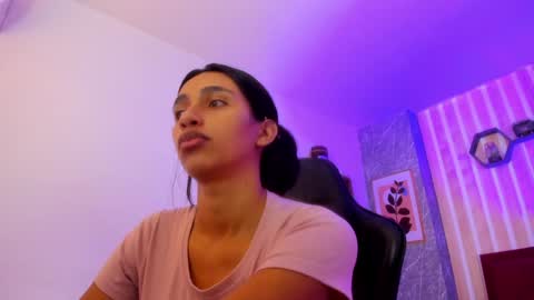 Jessica Pethersson  online show from 01/29/25, 05:56