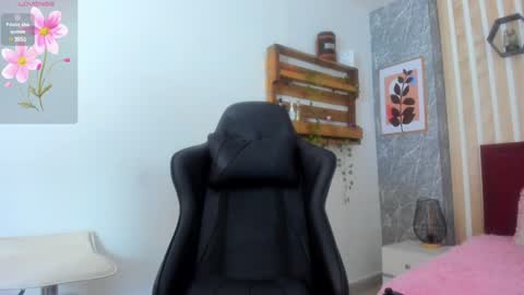 Jessica Pethersson  online show from 02/03/25, 12:03